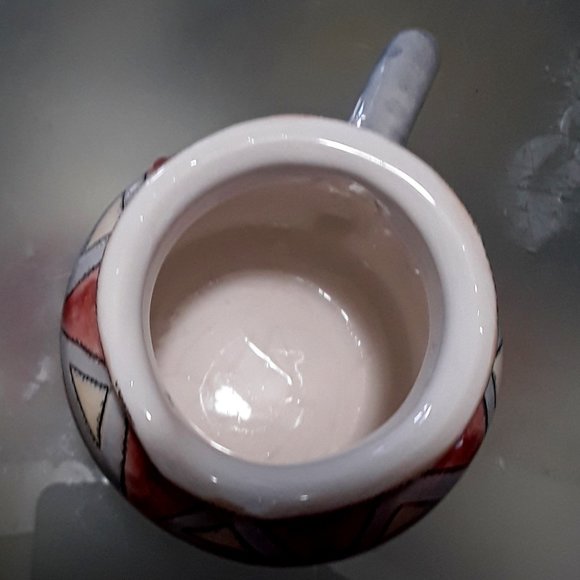 SANGO Ceramic Milk, Cream or Syrup Pitcher with free peach tone satin roses - Picture 5 of 5